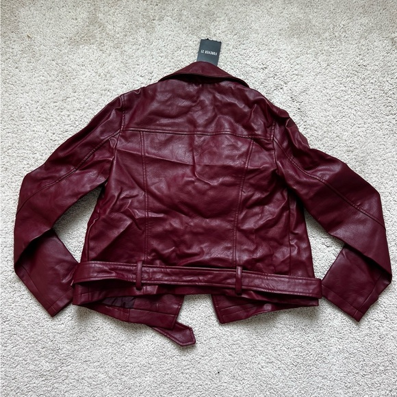 Forever 21 Burgundy Faux Leather Moto Jacket Women’s Size M NWT - Picture 8 of 10